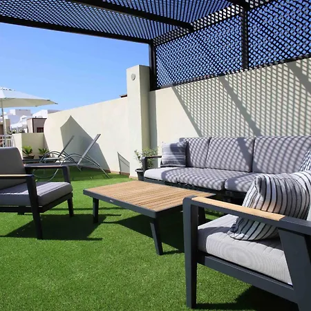 Oceanview Sundeck San Remo With Garage شقة